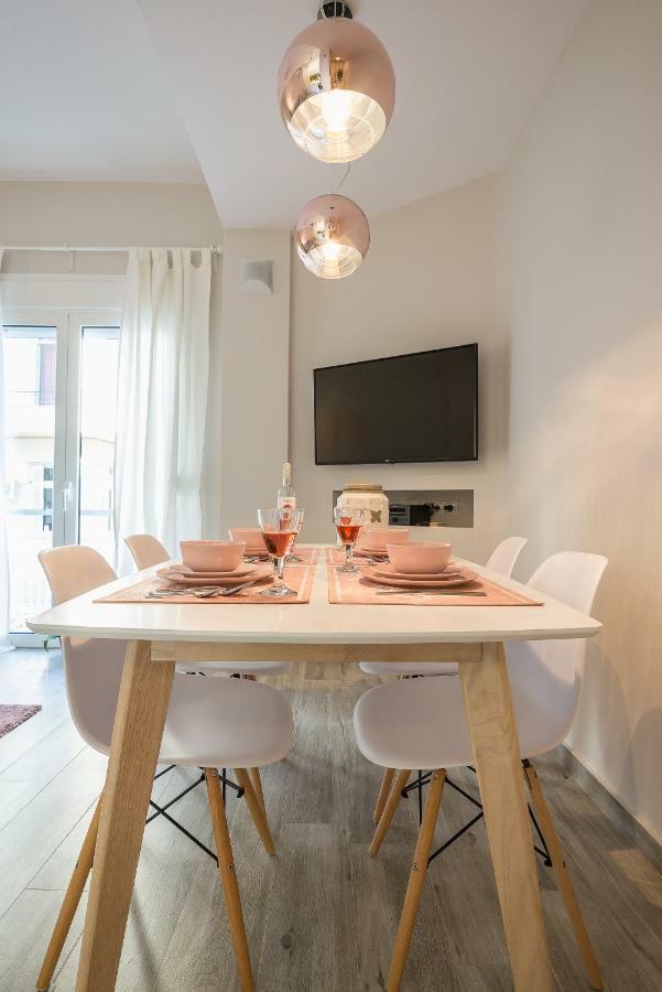 "Sunbow Earth"- Boutique New Apt In Dowtown Atene Esterno foto