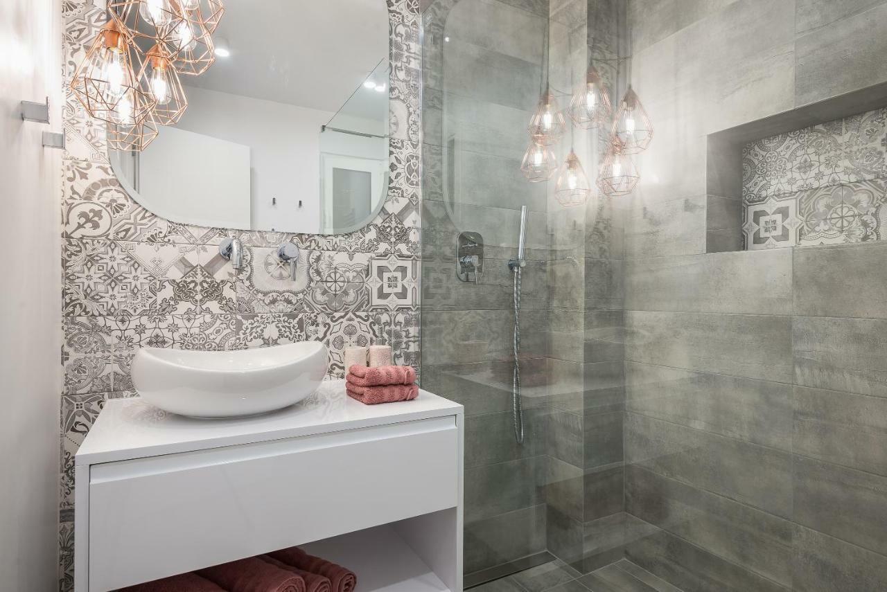 "Sunbow Earth"- Boutique New Apt In Dowtown Atene Esterno foto