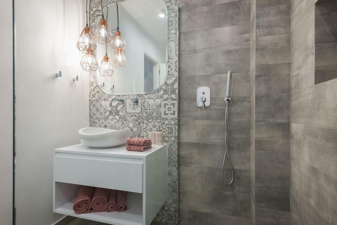 "Sunbow Earth"- Boutique New Apt In Dowtown Atene Esterno foto